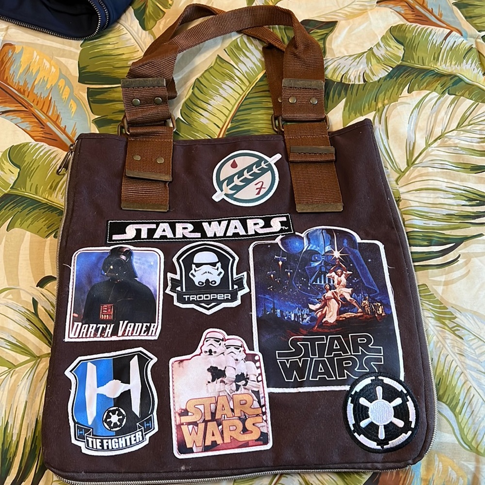 Brand new Star Wars Disney Parks tote bag